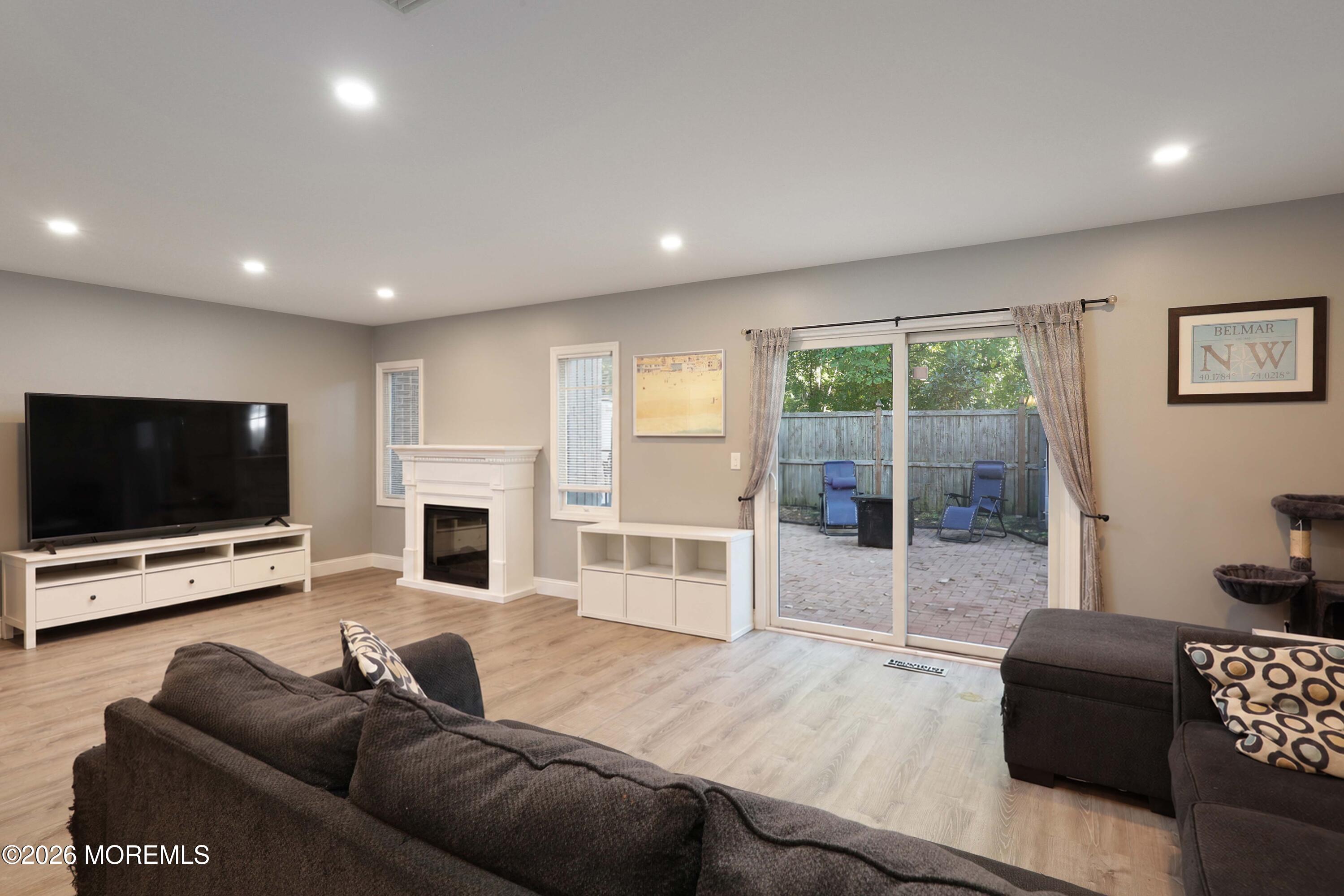 404 Schooner Drive Toms River NJ 08753