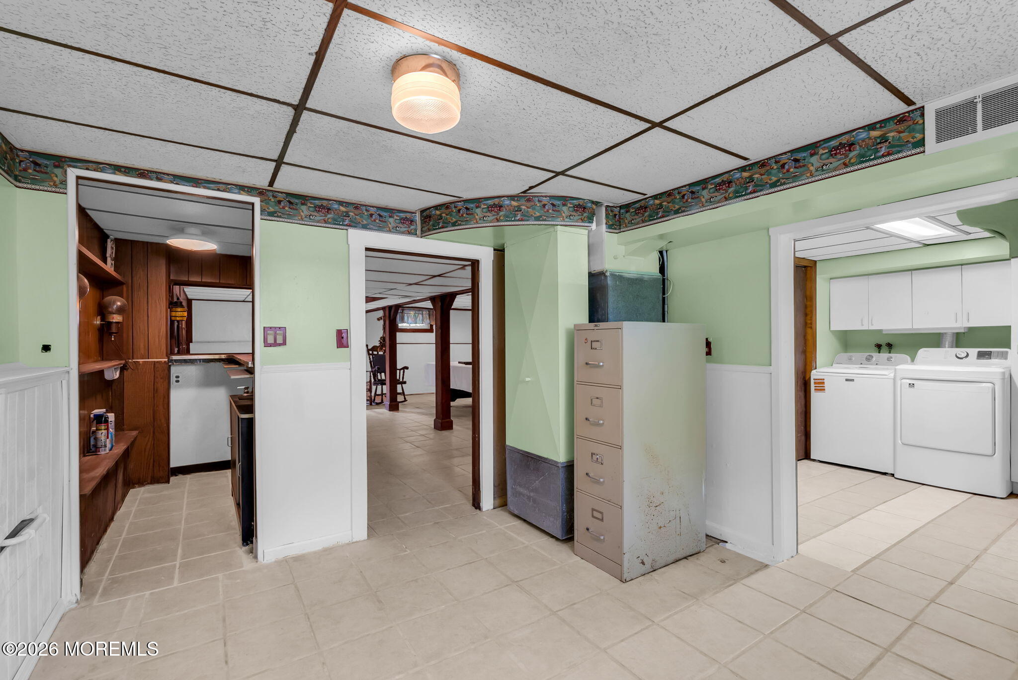 652 Brookside Drive Belford NJ 07718