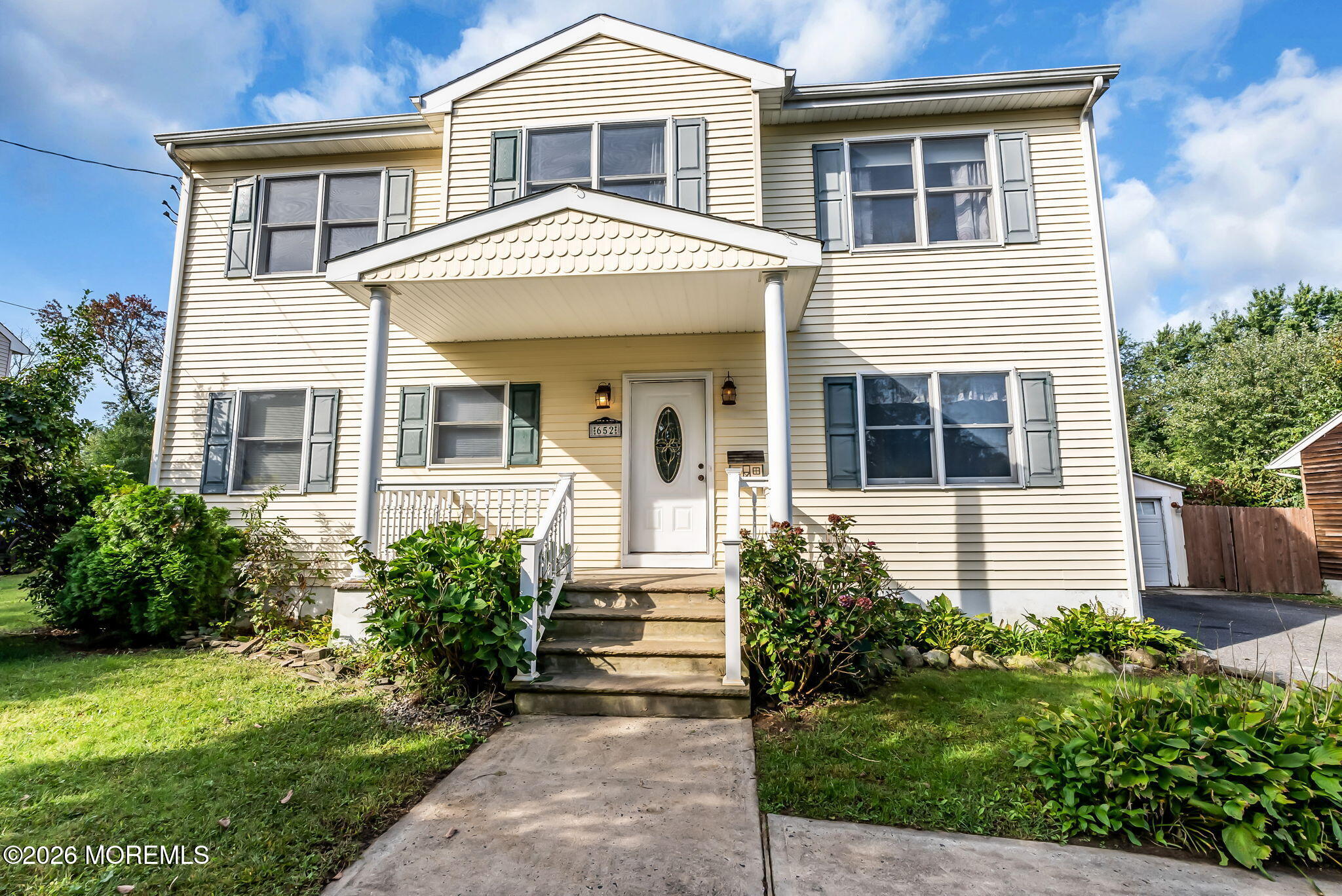 652 Brookside Drive Belford NJ 07718