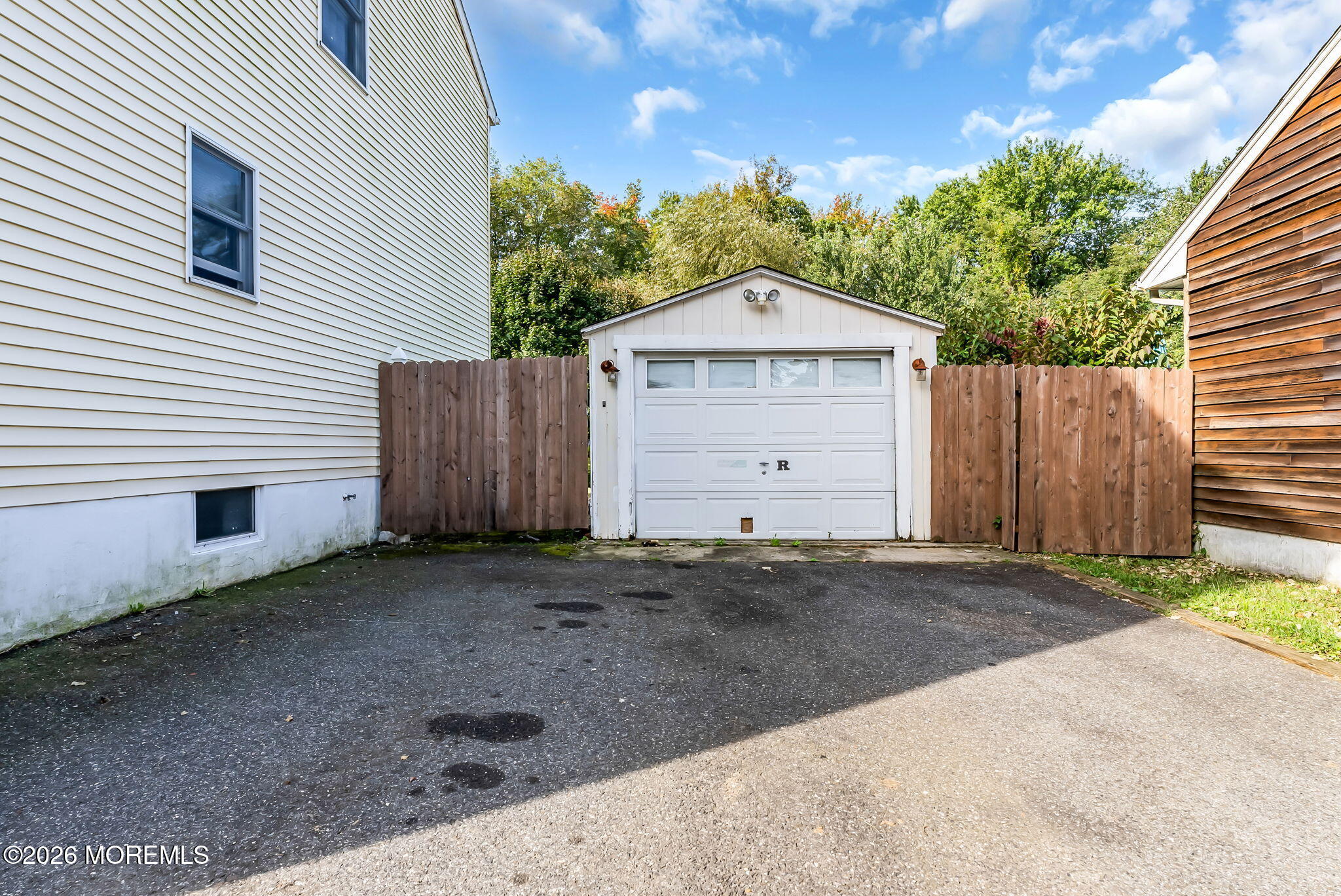 652 Brookside Drive Belford NJ 07718