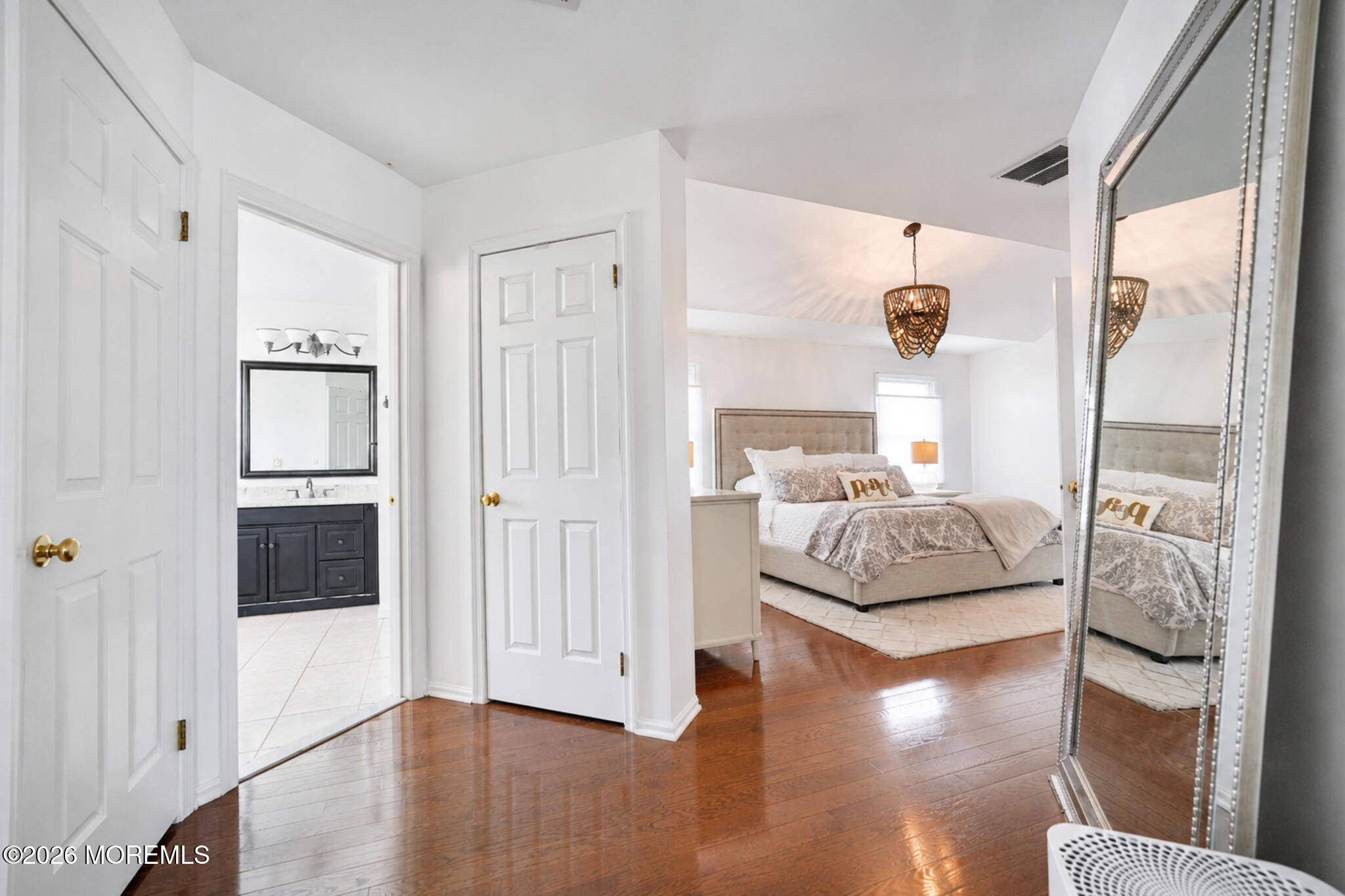 8 Alyssa Lane Manalapan NJ 07726