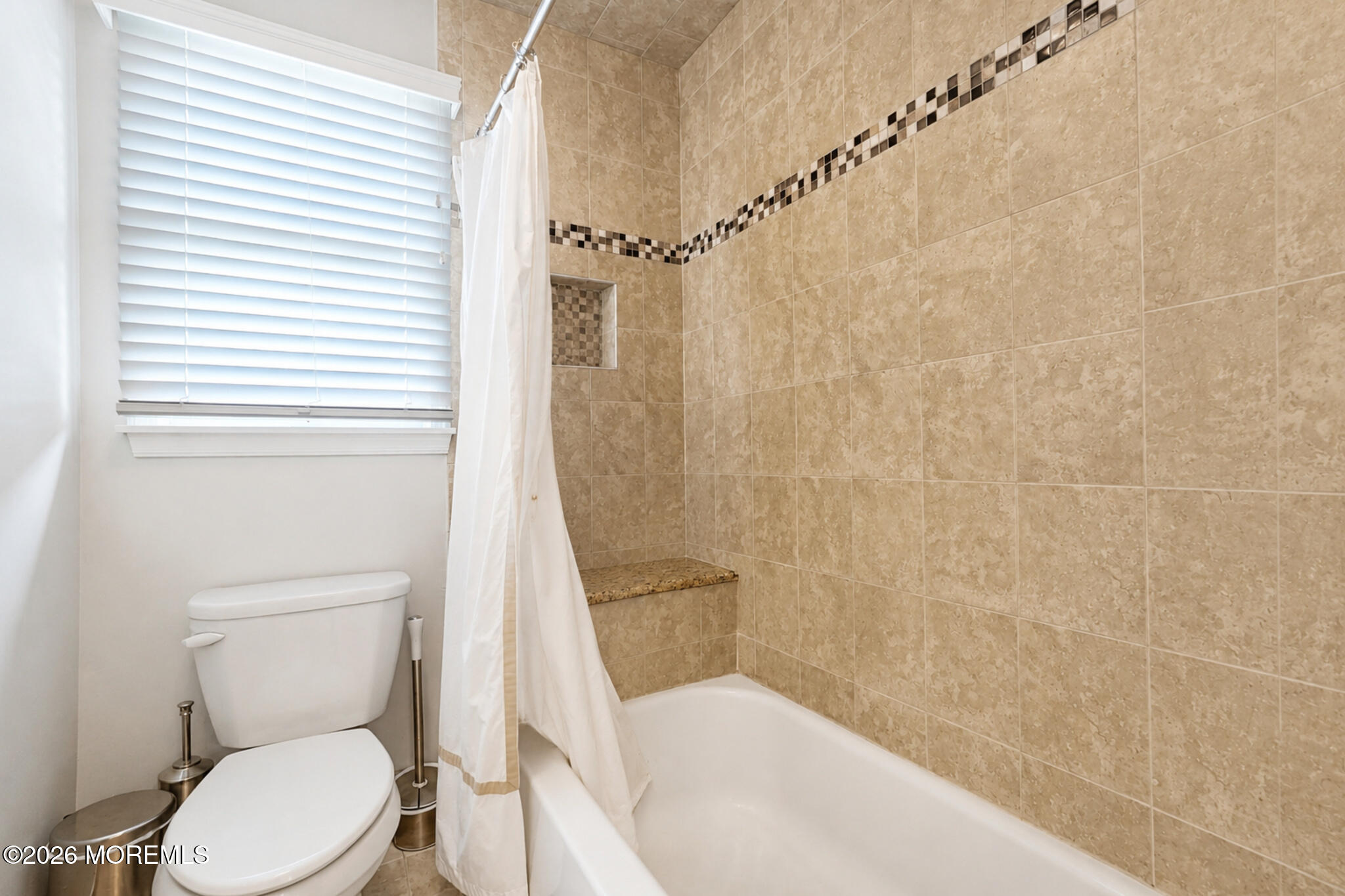 8 Alyssa Lane Manalapan NJ 07726