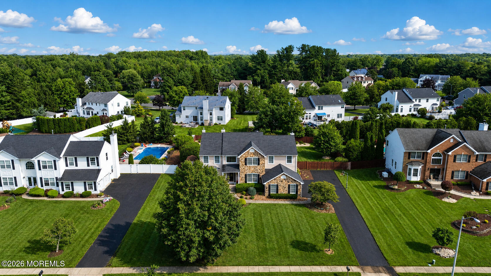 8 Alyssa Lane Manalapan NJ 07726