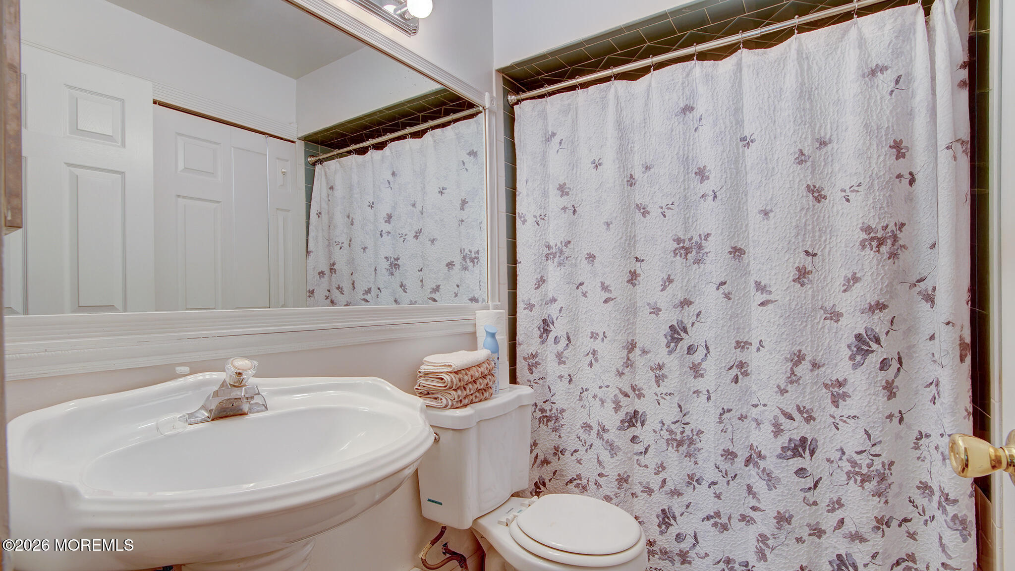 86 Arrowood Road Manalapan NJ 07726