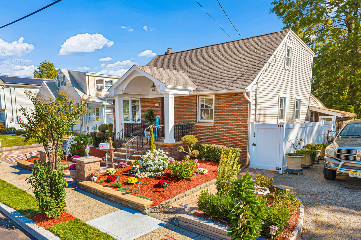 764 Carlock Avenue Perth Amboy NJ 08862
