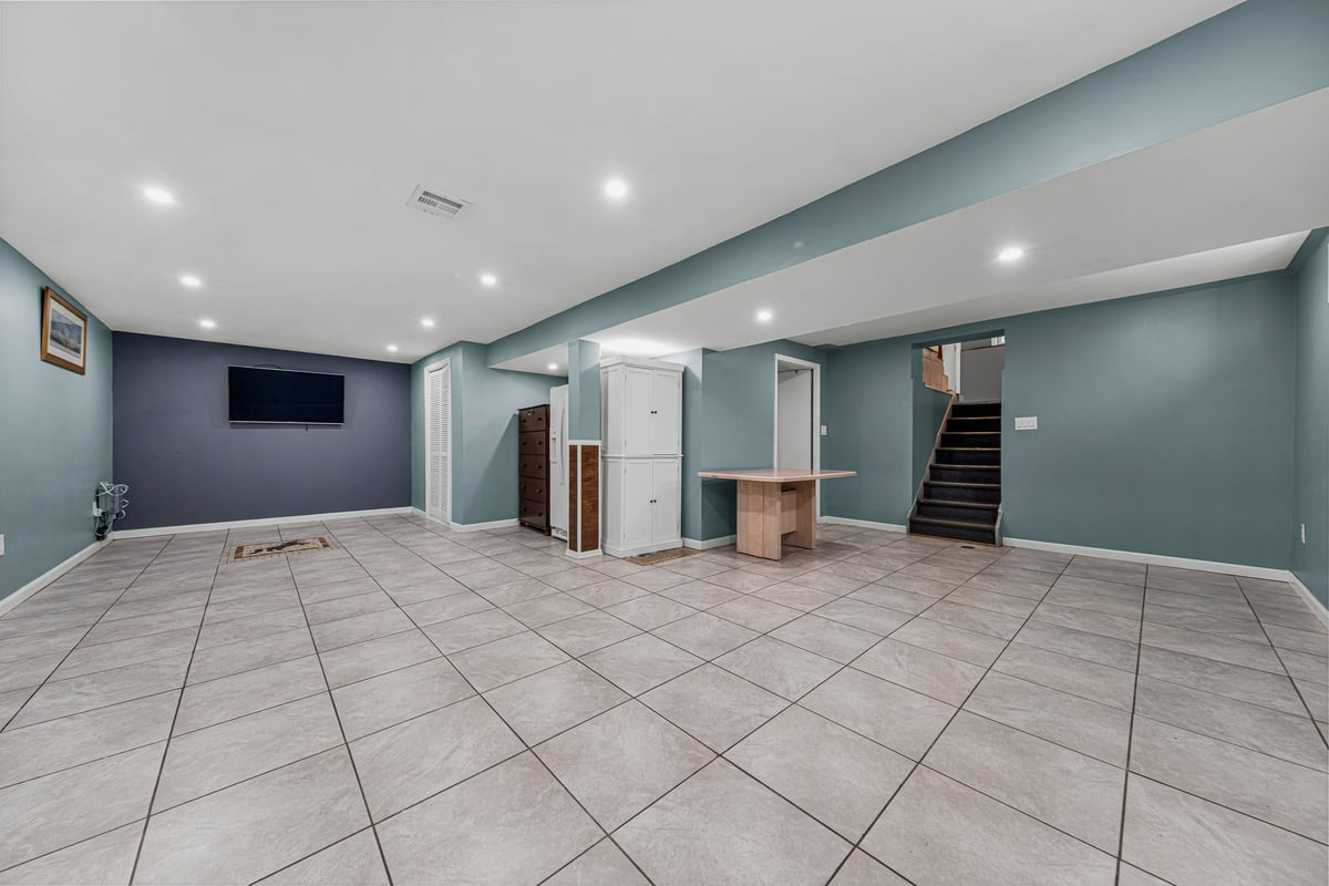 764 Carlock Avenue Perth Amboy NJ 08862