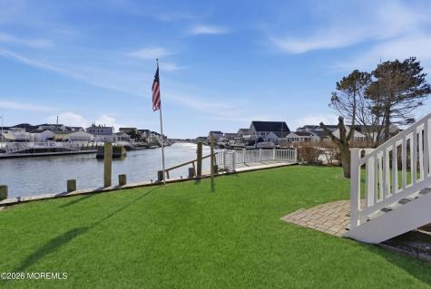 154 N Spinnaker Drive Little Egg Harbor NJ 08087