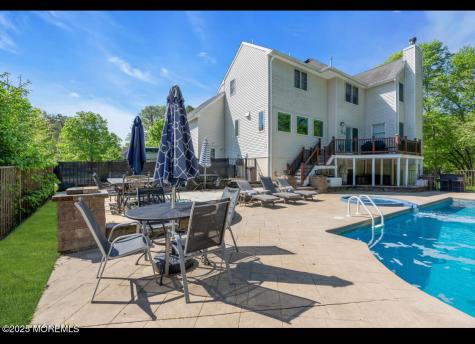 9 Mehar Court Jackson NJ 08527