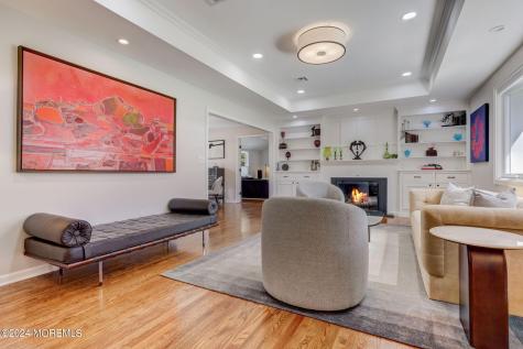 71 Silverside Avenue Little Silver NJ 07739
