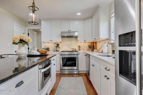 71 Silverside Avenue Little Silver NJ 07739