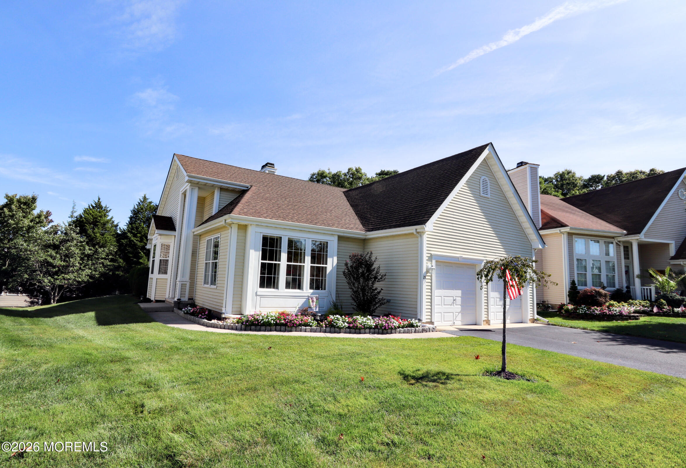 29 Valley Stream Place Barnegat NJ 08005