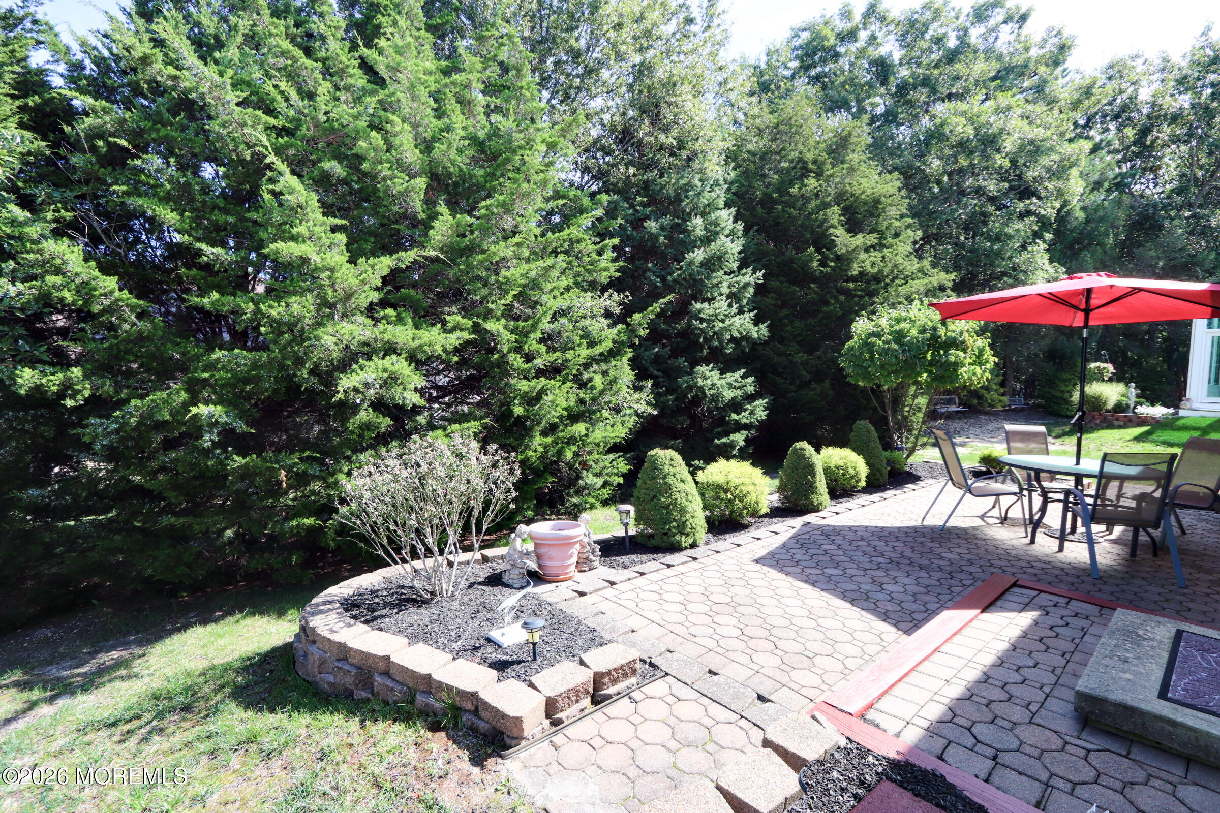 29 Valley Stream Place Barnegat NJ 08005