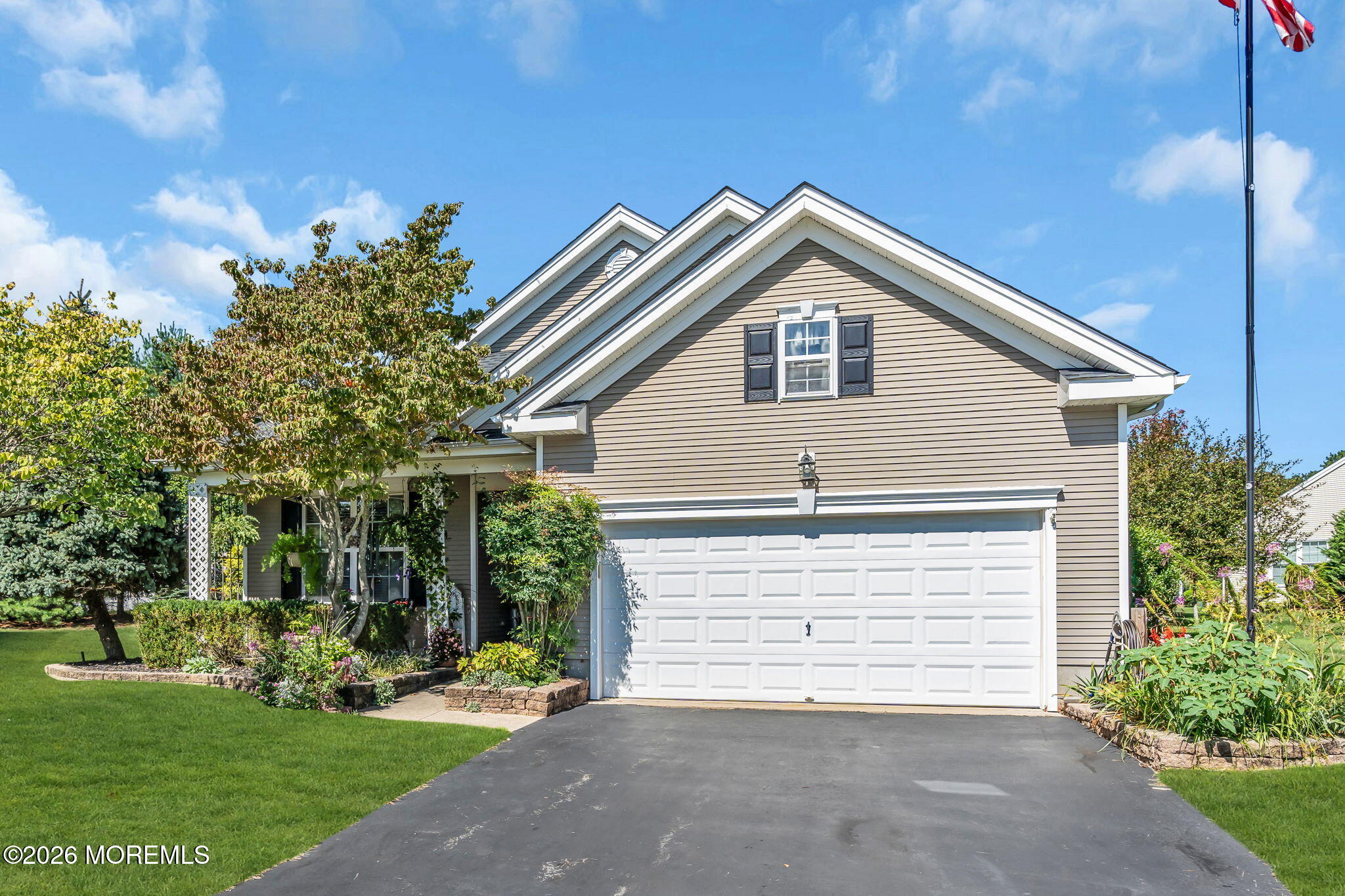 20 Windy Reef Court Barnegat NJ 08005