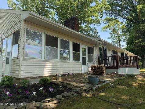 193 Burlington Path Road Cream Ridge NJ 08514