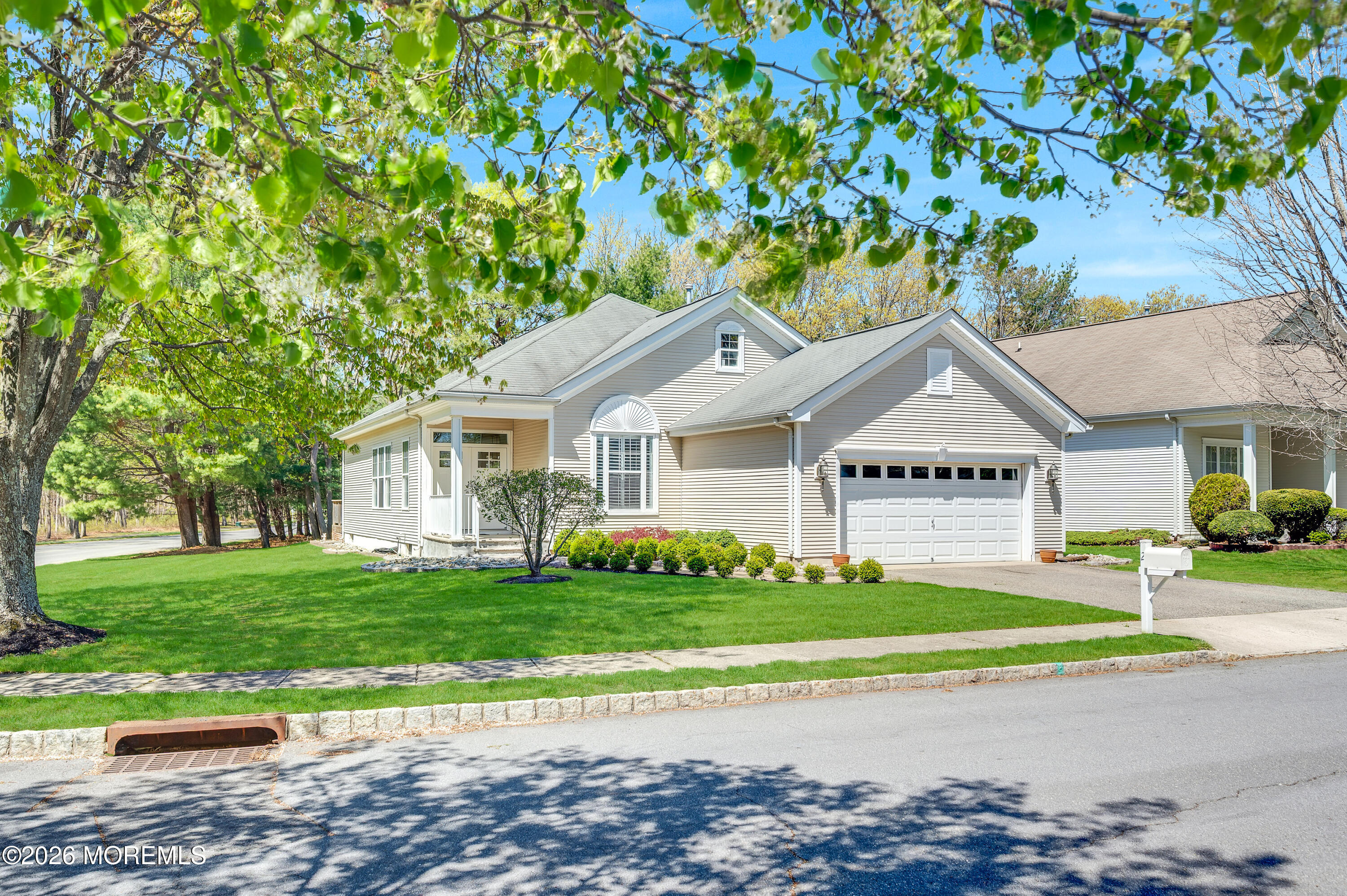2 Silverspring Drive Lakewood NJ 08701