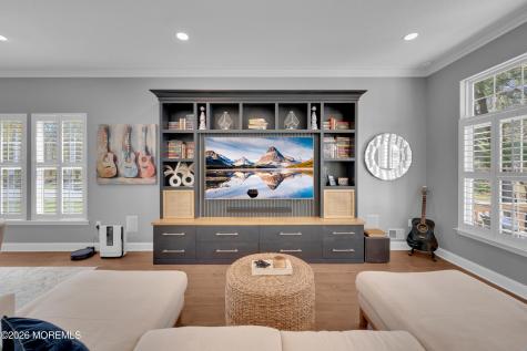 2 Silverspring Drive Lakewood NJ 08701