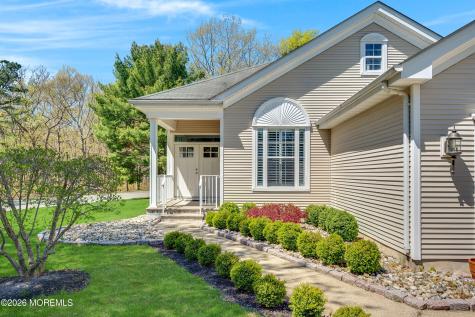 2 Silverspring Drive Lakewood NJ 08701