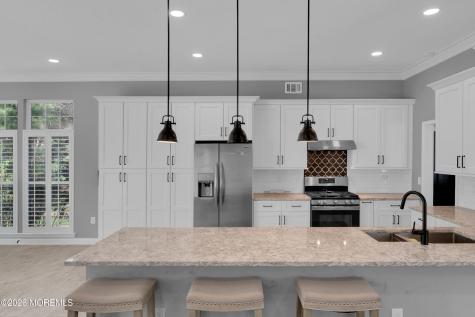 2 Silverspring Drive Lakewood NJ 08701