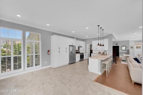 2 Silverspring Drive Lakewood NJ 08701