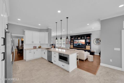 2 Silverspring Drive Lakewood NJ 08701