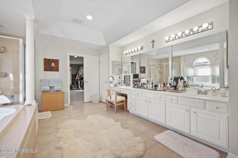 26 Whirlaway Drive Tinton Falls NJ 07724