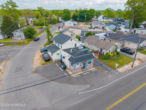 715 Laurence Parkway South Amboy NJ 08879