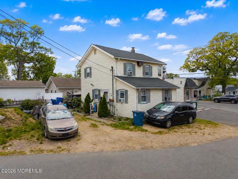 715 Laurence Parkway South Amboy NJ 08879