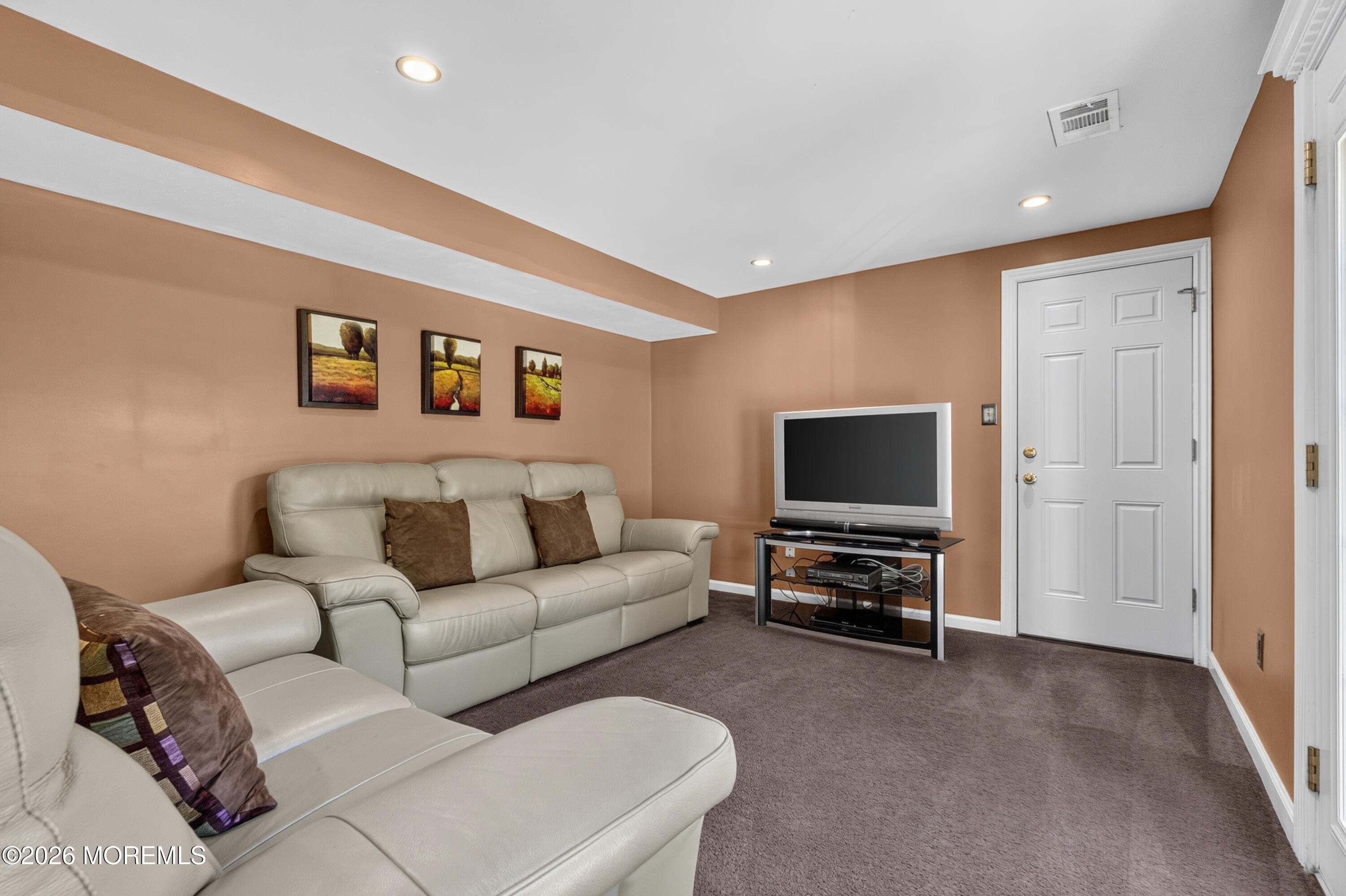 34 Eliot Road Manalapan NJ 07726