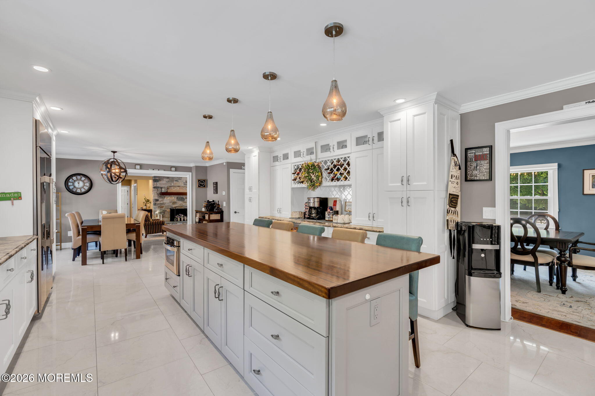 559 Colonia Boulevard Colonia NJ 07067