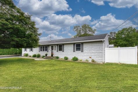 1632 2nd Avenue Toms River NJ 08757