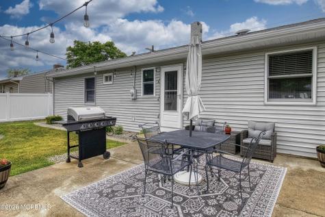 1632 2nd Avenue Toms River NJ 08757