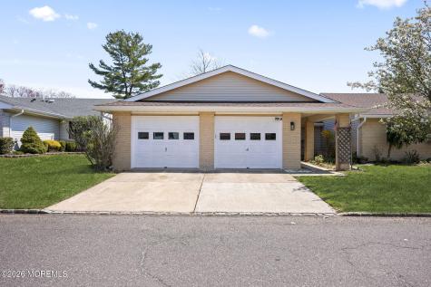 701 Croydon Road Monroe NJ 08831