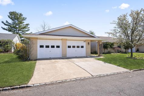 701 Croydon Road Monroe NJ 08831