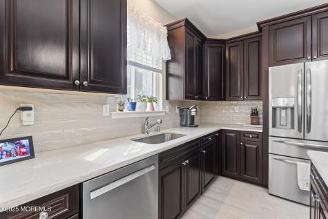78 Honeysuckle Drive Manahawkin NJ 08050