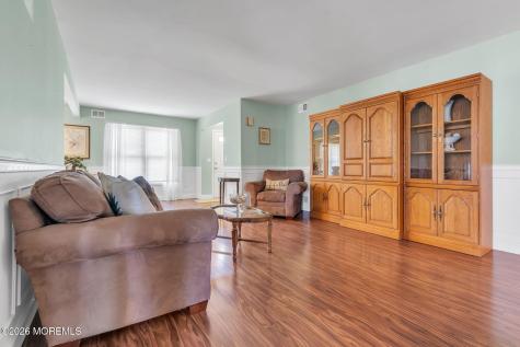 161 Gayle Court Lakewood NJ 08701