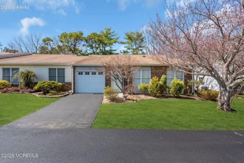 161 Gayle Court Lakewood NJ 08701