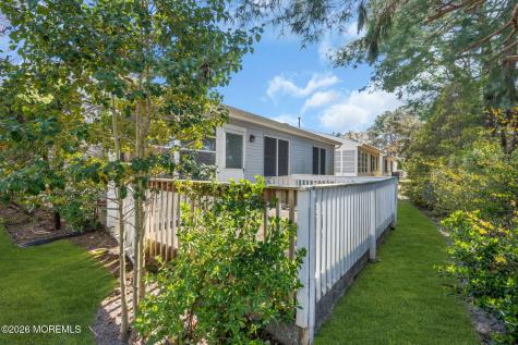 161 Gayle Court Lakewood NJ 08701