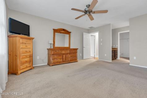161 Gayle Court Lakewood NJ 08701