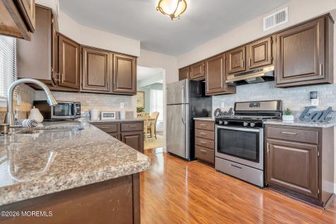 161 Gayle Court Lakewood NJ 08701