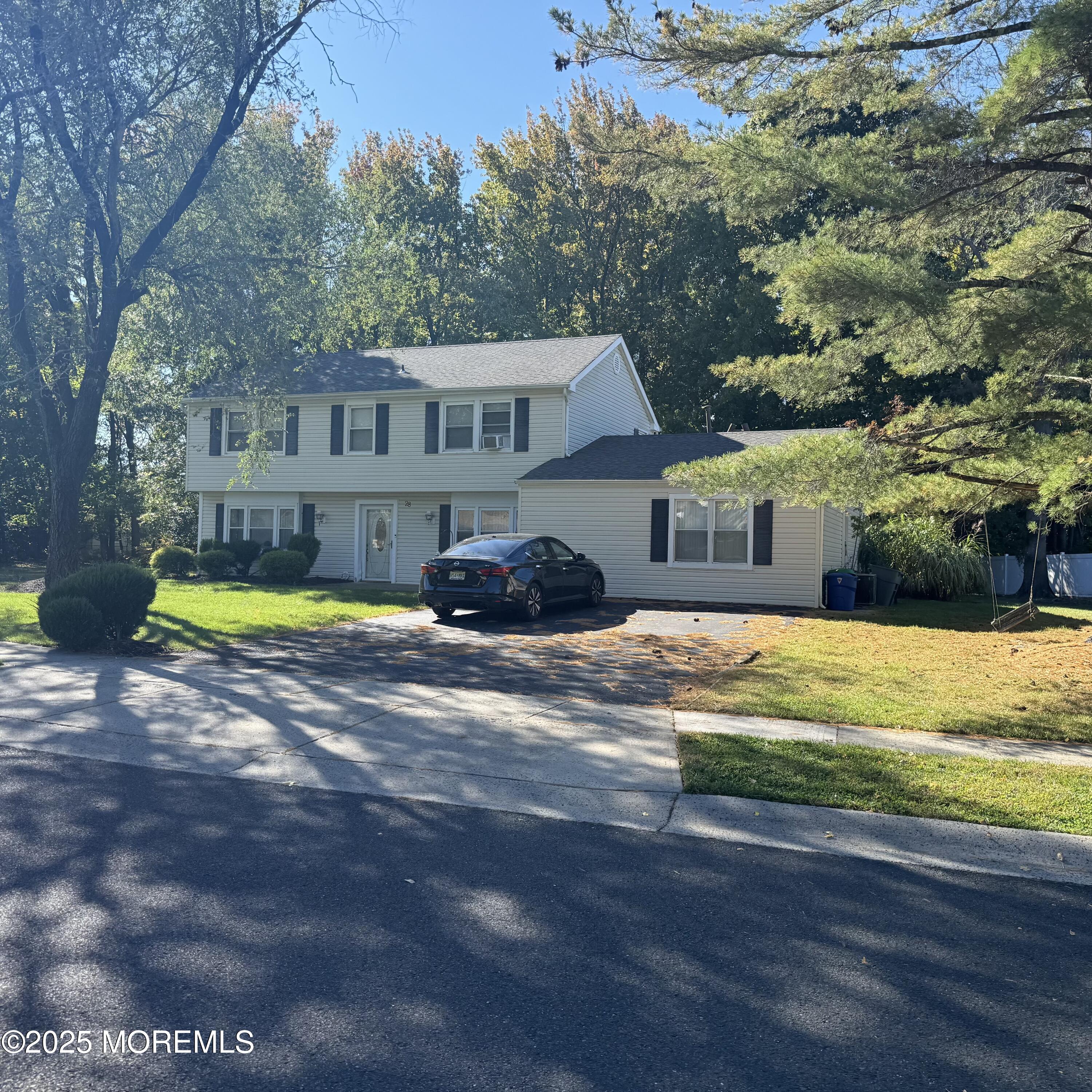 28 Cypress Lane Matawan NJ 07747