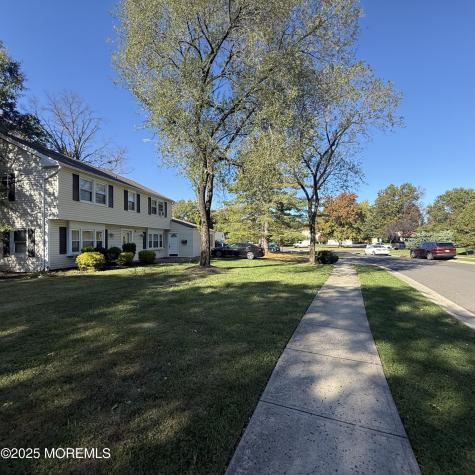 28 Cypress Lane Matawan NJ 07747