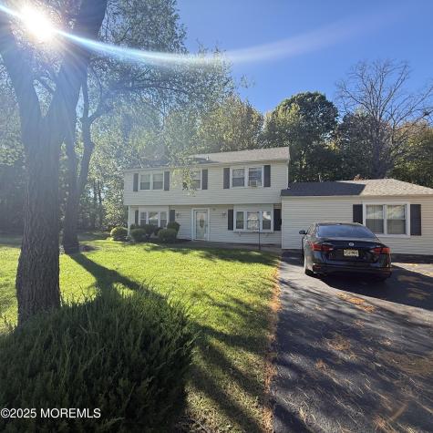 28 Cypress Lane Matawan NJ 07747