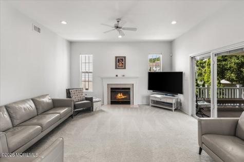 18 Trish Court Matawan NJ 07747