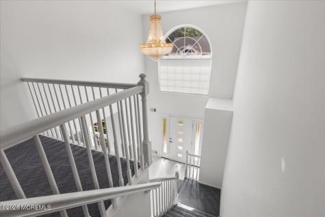 18 Trish Court Matawan NJ 07747