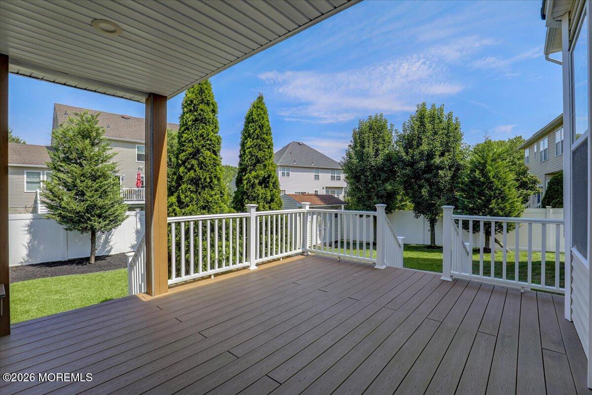 18 Trish Court Matawan NJ 07747