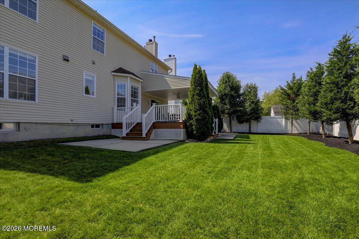 18 Trish Court Matawan NJ 07747