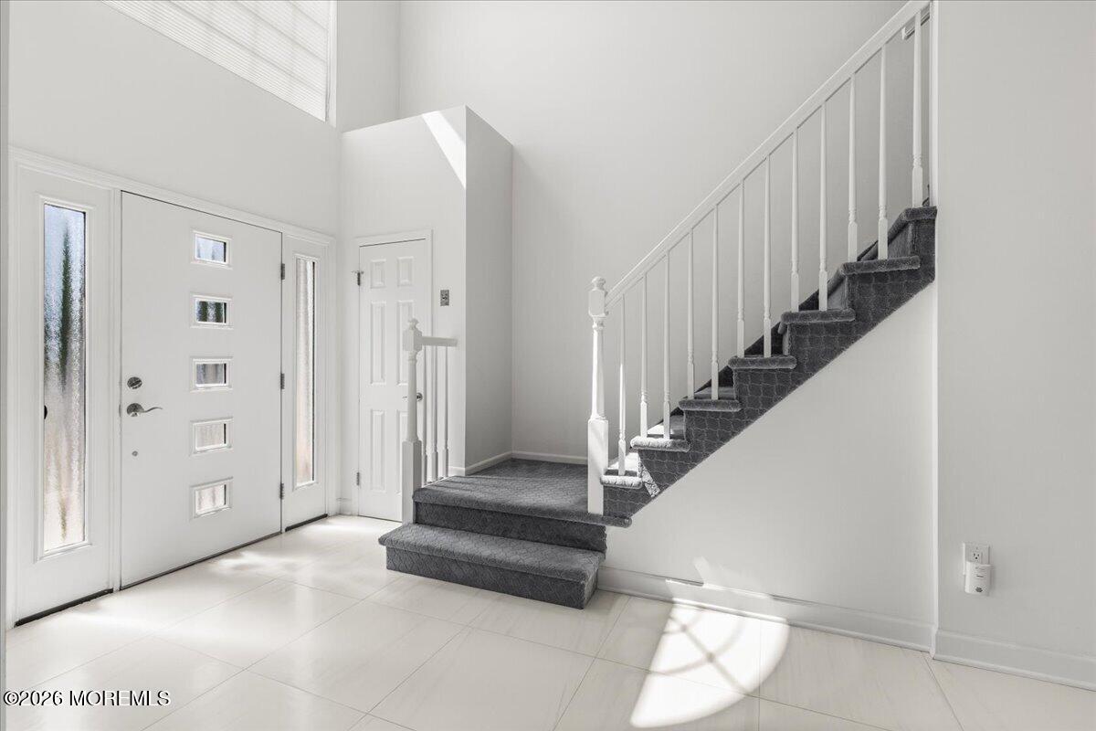 18 Trish Court Matawan NJ 07747
