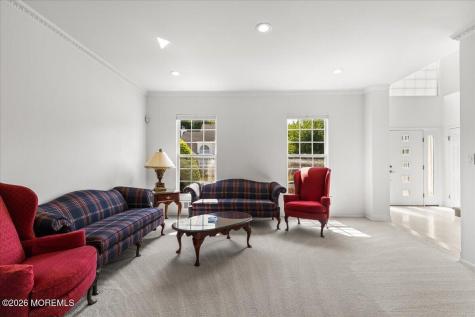 18 Trish Court Matawan NJ 07747