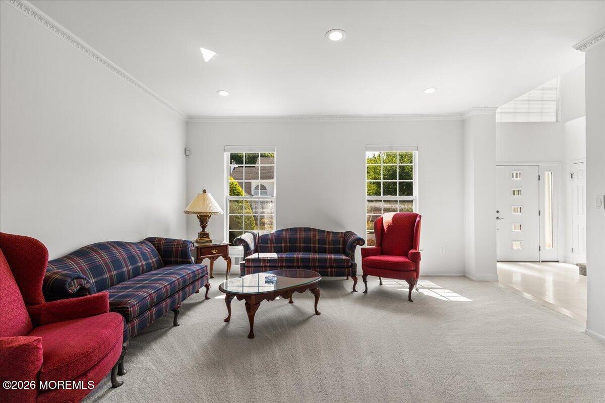 18 Trish Court Matawan NJ 07747