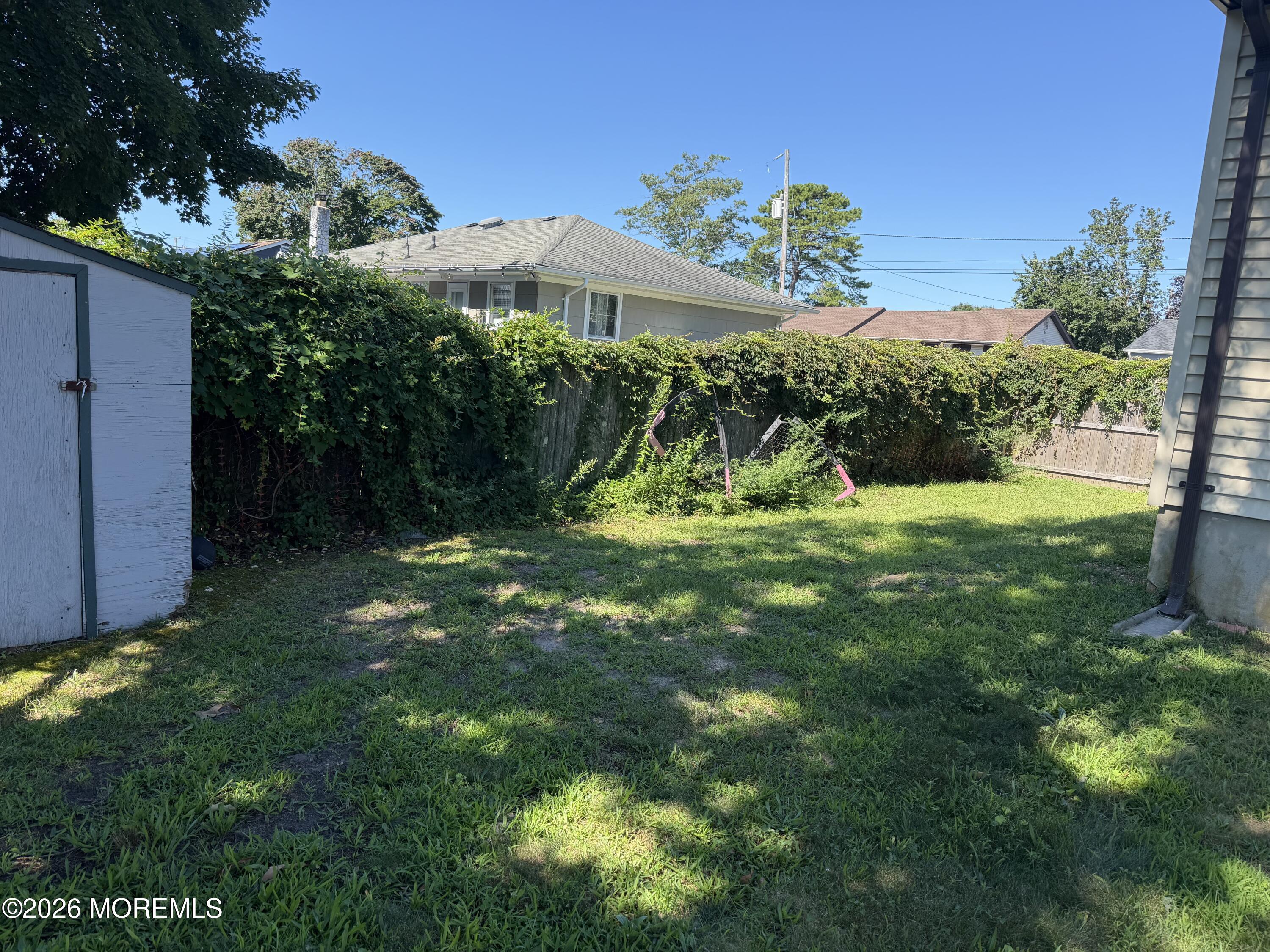 1213 Cable Avenue Beachwood NJ 08722